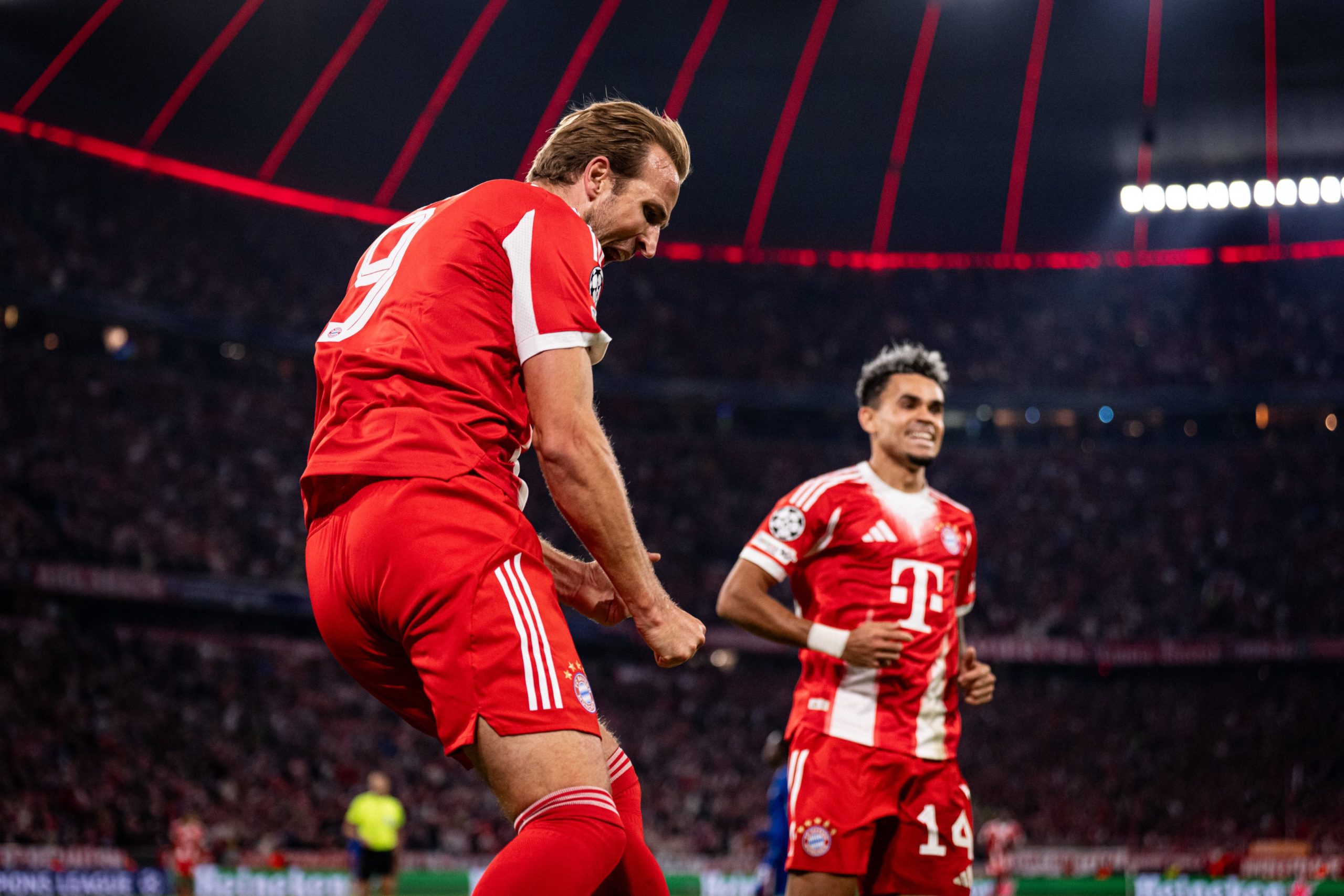 BAYERN VENCE DENTRO DE CASA PARA MANTER SEQUÊNCIA POSITIVA